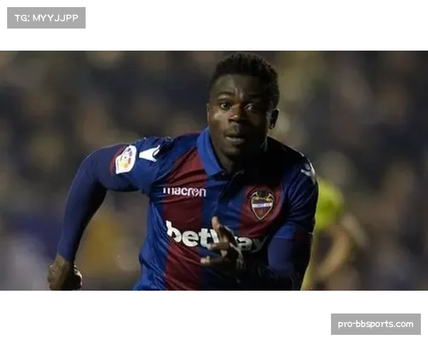 南特前锋西蒙进球效率高 成保级关键